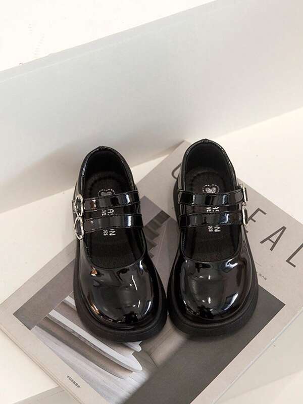 Mädchen Leder Loafer Schuhe, neue weiche Sohle Schuhe für kleine Mädchen im Frühling und Herbst, herzförmige rutschfeste Leistungsschuhe für Kinder, Flache Schuhe für Kleinkind/Kinder