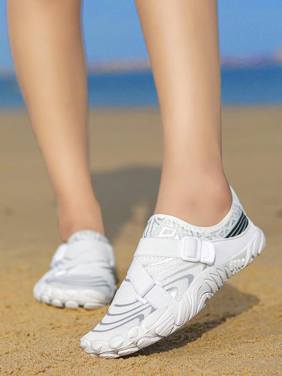 Summer Beach Shoes Unisex Waterproof Non-Slip Swim Shoes Quick Dry River Trekking Snorkeling Indoor Sports Fitness Shoes - White - View 1