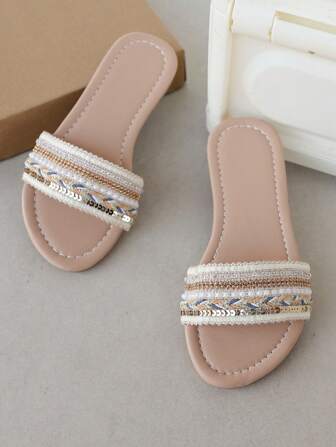 2025夏季新款女童亮片人字拖，平底，休闲，透气，轻便，舒适沙滩拖鞋