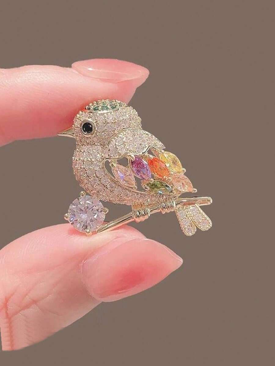 1 pieza Broche de pájaro lindo, estilo europeo y americano, accesorio de flor con flecha colorida adecuado para trajes de hombres y mujeres