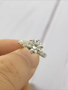 女士 925 纯银锆石承诺戒指 | 闪亮可调节精致珠宝礼物，适合情人节、周年纪念日、生日和婚礼 | 防过敏可堆叠爱情戒指，适合情侣、她、女朋友、妻子 | 浪漫约会之夜、海滩度假、新娘送礼会配件 | 精致镀玫瑰金设计，彰显日常优雅