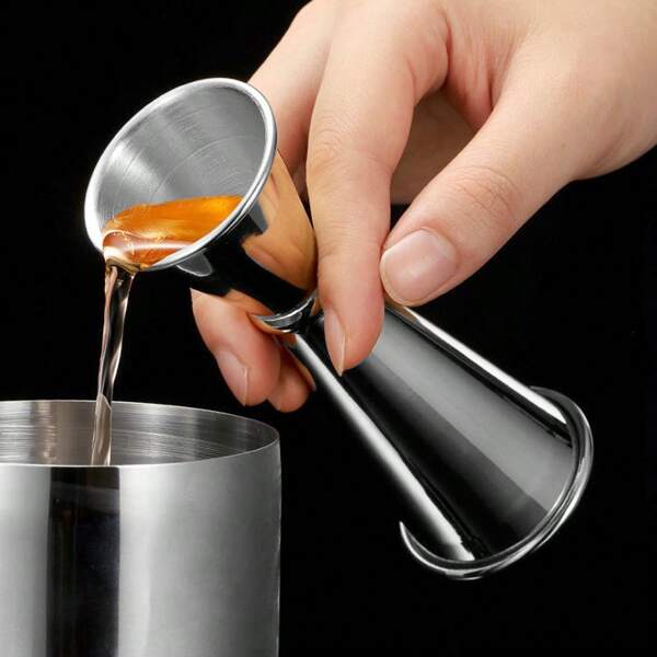 Tasse à mesurer enroulante créative avancée à double tête. Tasse à mesure en once de haute qualité en acier inoxydable 304. Tasse à mesurer spéciale pour cocktails, équipement de base pour cocktails, équipement essentiel de barman, cadeau pour le père.