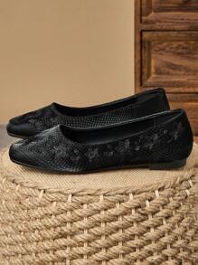 WHDXY 1 Paar Damen bestickte Flache Schuhe mit weicher Sohle und quadratischer Zehenform, bequeme Arbeitsschuhe, klassische französische Mary Jane-Stil, geeignet für alle Jahreszeiten - Schwarz - Übersicht 5