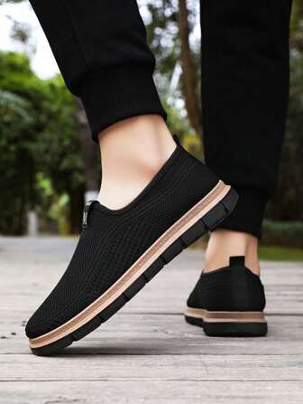 Scarpe casual da primavera e autunno in rete traspirante, leggere, antiscivolo, punta rotonda, resistenti all'usura, suola piatta