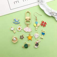 50 sztuk Mix Cute Emalia Assorted Mini Charm KC Złoty Balon Pióro Metal Wisiorek Dla Kobiet Biżuteria Making DIY Craft Brelok Ozdoba Akcesoria Rzemieślnicze