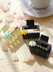 1pc Custom Hair Claw 5cm Clip Custom Letter Clip Fashionable And Cute Daisy Hair Clip, Back Of The Head Plate Hair Clip Hair Claw Suitable For Valentine's Day Gifts, Anniversary Gifts, Party Gifts, Mother's Day Gifts, Gifts For Best Friends