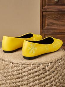 WHDXY 1 Pair Dragonfly Embroidered Women's Soft Bottom Square Toe Flat Slip-On Shoes, Comfortable Professional Work Shoes, French Elegant Mary Janes, Suitable For Spring & Autumn