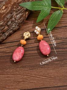 2pcs Elegant Sexy Asymmetrical Geometric Wavy Jade-Like Resin Pendant & Round Gold-Color Heart Stud Earrings, For Women's Party, Holiday, Travel Wear. Resin Material Has Multi-Color Tones & Patterns, Mold Marks Are Normal Phenomena