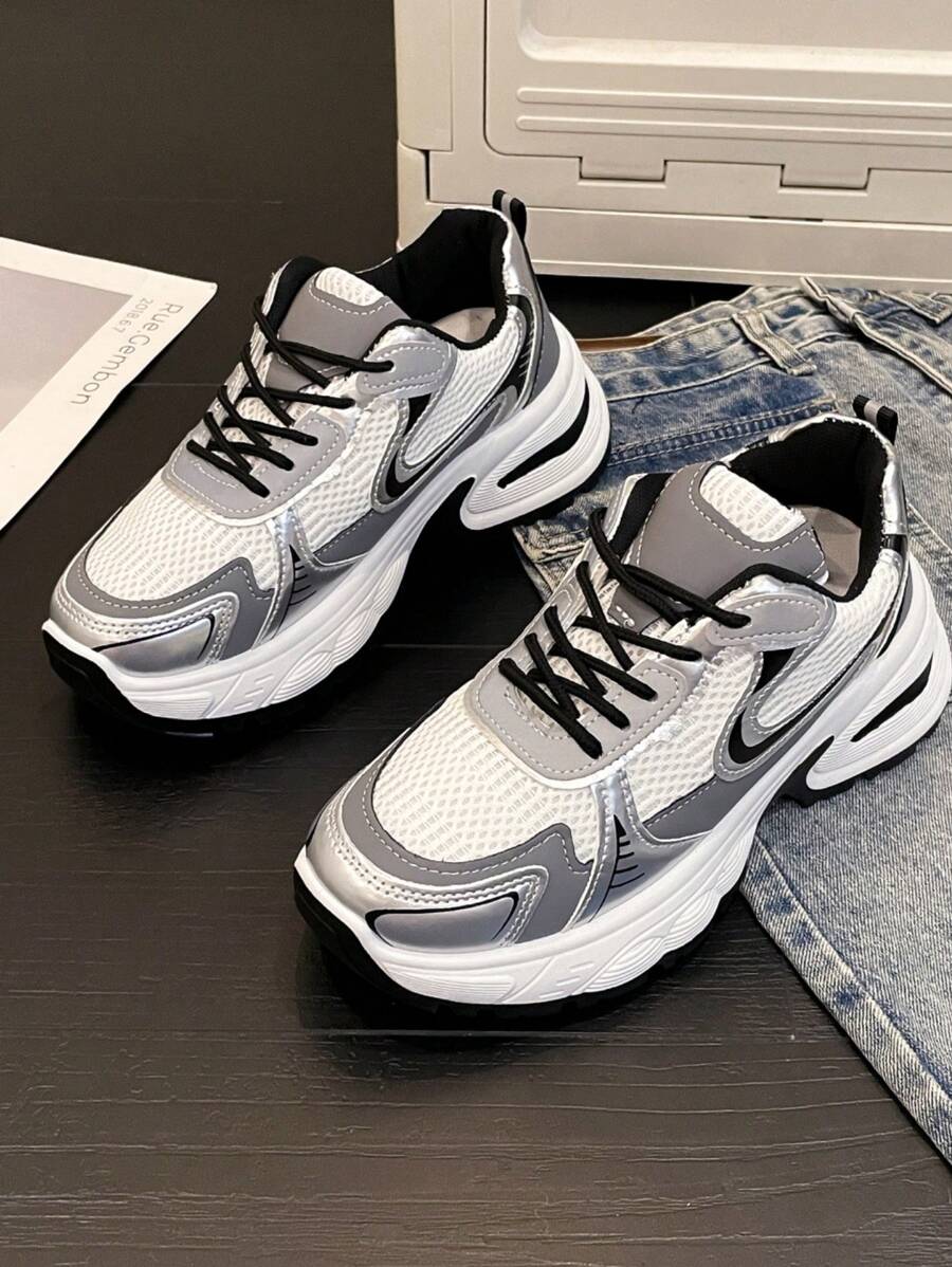 女士时尚百搭厚底运动鞋，厚底，网眼鞋面，透气休闲运动跑步鞋 - 銀色 - 查看 1