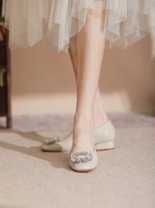 宽版大码女式中跟鞋，方头水钻装饰舒适工作高跟鞋 - 杏色 - 查看 3