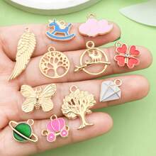 50 sztuk Mix Cute Emalia Assorted Mini Charm KC Złoty Balon Pióro Metal Wisiorek Dla Kobiet Biżuteria Making DIY Craft Brelok Ozdoba Akcesoria Rzemieślnicze
