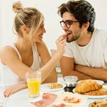 2 Pcs Creamer Pitcher, Elegant Wave Shaped Glass Creamer Pitcher, Coffee Milk Creamer Pitcher, Glass Tea Pitcher, Serving Milk Frothing Pitcher, Milk Frother Cup Creamer Jug For Kitchen,13 Oz