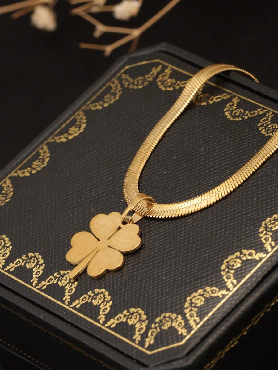 1 件 18k 金色钛钢四叶草吊坠项链，简约锁骨链，适合女性日常佩戴 - 金色 - 查看 1