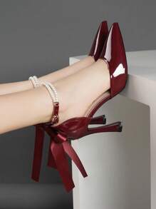 春季新款时尚蝴蝶结黑色和酒红色粗跟尖头高跟鞋，法式浅口百搭鞋，适合宴会、婚礼