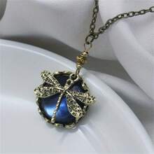 复古蜻蜓吊坠项链 - 手工制作的圆形雕刻波西米亚风女士珠宝，是波西米亚风和自然风时尚爱好者的独特节日礼物 - 蜻蜓項鍊 - 查看 3