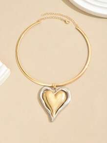 1pc Fashionable Minimalist Asymmetrical 3D Heart Contrast Color Pendant Necklace, Versatile For Daily Wear, Festivals, Parties, Beach Vacation - Gold/Silver - View 4