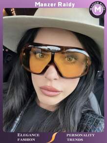 Les dernières lunettes décoratives à large monture jointe de style crapaud mode homme et femme, personnalisées selon le style hip-hop classique d'Europe et d'Amérique, d'élégance rétro pour les loisirs, les vacances à la plage et les voyages. Montures en PC, verres AC, idéal pour la tenue, les loisirs et en cadeau.