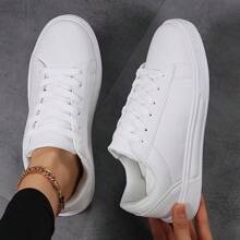 Extra Large, Wide And High-Heightened Sneakers, Versatile And Breathable New Style Fashionable White Shoes, Sports Casual Women's Shoes, Super Soft Thick-Soled Skateboard Shoes