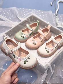 1 Pair Girls' Chinese Style Embroidered Leather Shoes, Suitable For Daily Wear And Hanfu Costume Matching