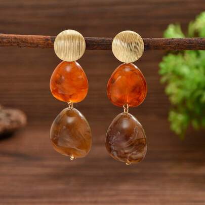 1 Pair Elegant Sexy Irregular Geometric, Wavy, Faux Jade, Multi-Color Floral, Wood Grain, Ink Wash Pattern Resin Pendant Earrings With Gold Heart Stud, Amber Floral Resin Block, Smooth Round Yellow Resin Dangle Earrings, Suitable For Party, Holiday, Vacation Wear. Each Resin Piece Has Unique Color Blend And Pattern, Mold Marks Are Normal Unavoidable Phenomenon.