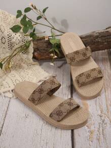 Plus Size Women's Vintage Floral Flat Strap Platform Sandals, Soft Outsole Beach Slippers, Niche Roman Style Sandals
