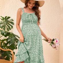 Women's Maternity Smocked Cami Dress Summer Sleeveless Floral Dresses Casual Flowy Midi Dress Baby Shower Photoshoot