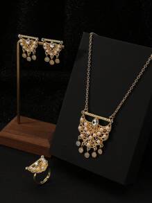 4 pièces/set Collier pendentif à franges avec perle zirconium forme goutte d'eau, boucles d'oreilles et bague assortis, au Moyen-Orient, convient pour les mariées, les bijoux de mariage, les cadeaux de fête