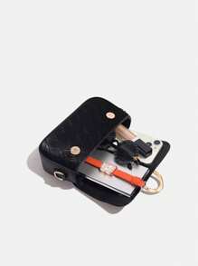 2025 Nouveau sac sous les bras à la mode, sac carré petit minimaliste chic de haute qualité avec chaîne, sac à bandoulière/croisé polyvalent et décontracté avec motif losange