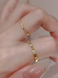 แหวนสแตคเก เคลือบทองคำ 18 กะรัต สแตนเลสและ ซิริคอน คิวบิก ที่ทันสมัยและมินิมอล เหมาะสำหรับสวมใส่ประจำวัน