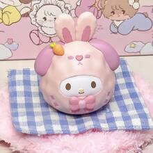 Sanrio 1 pezzo Figura da collezione con pupazzo cieco a tema di piccoli animali della serie Sanrio Tumbles, personaggio di anime carino, sorpresa, resistente alle cadute e indistruttibile, decorazione da tavolo rilassante, regalo carino per vacanze, compleanni o feste [stile casuale inviato]