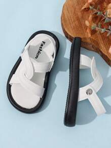 1双儿童露趾凉鞋，男童夏季防滑软底沙滩鞋，幼儿休闲魔术贴平底交叉设计凉鞋 - 白色 - 查看 2