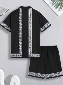 Men's Solid Color Palace Style Square Floral Pattern Drawstring Dual Slant Pocket Casual Home Shorts Set - Black and White - View 2