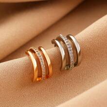 1pc Minimalist Multi-Layer Geometric Line Design Copper Clip-On Earrings, Fashionable Jewelry For Women, No Piercing Required