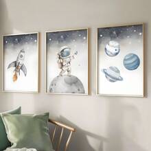 Juego de 3 piezas de arte de pared de lienzo con temática espacial - Pinturas de acuarela en lienzo con motivos de astronautas, cohetes y planetas - Decoración minimalista moderna para sala de estar, dormitorio y oficina en el hogar, perfecto para decoración de habitaciones - Material de lienzo (enmarcado) - Regalo para cumpleaños y graduación - multicolor - Ver 1