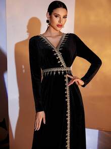 Black V-Neck Long Sleeve Dress With Side Slit - Black - View 6