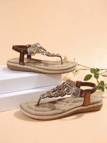 女士水钻波西米亚风运动拖鞋，休闲沙滩平底凉鞋，大码 - 棕色 - 查看 5