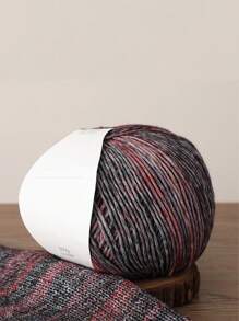 4.0 毫米渐变色纱线，458 米/200 克柔软单层，适合手工编织围巾、帽子、毛毯