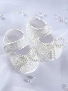 1 par de zapatos de princesa recién nacidos con suela blanda y encaje, a juego con atuendos para bebés de 0 a 2 años, para ceremonias de bautizo y uso casual diario