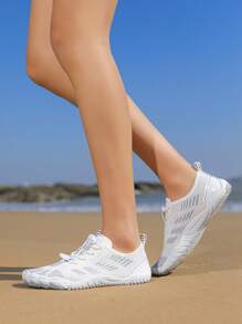 Chaussures de gué unisexes pour l'extérieur, chaussures de plage pour couples, chaussures confortables et antidérapantes, chaussures de fitness d'intérieur, chaussures de sport amphibies