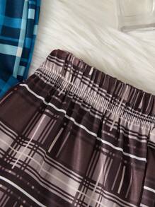 A 4-Piece Set Of Fashionable Casual Boys' Home Clothes, Featuring A Perfect Combination Of Moon Goodnight And Coffee Time Patterns, Paired With Casual Checkered Pants And A Round Neck Long Sleeved Top. Comfortable Fabric, Suitable For Daily Wear At Home And While Walking Dogs