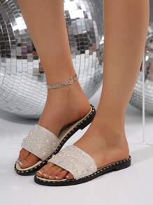 Fashionable Luxury Women Flat Sandals, Pearl And Crystal Decorated Design, Round Toe Style In Multiple Colors, Comfortable Footwear Suitable For Stylish Outfits