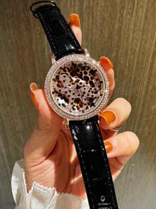 1pc Relógio de quartzo com strass e estampa de leopardo luxuoso e cintilante para mulheres, com mostrador giratório charmoso, caixa de aço inoxidável, pulseira de couro, design elegante, ideal para namoro, presente e uso diário