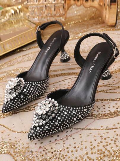 Venus Chan 女士蓝色婚礼高跟鞋意大利设计水钻装饰尖头华丽派对 2025 INS 女士大码鞋派对高跟鞋