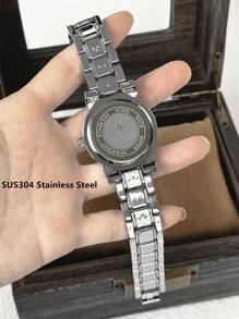 Pablo Raez 1 件银色华丽女士手表女士珠宝夏季配饰奢华连衣裙复古手表不锈钢手链链 IPS 镀层顶级全新优雅高级时尚格纹图案设计石英表 - 均碼 - 查看 12