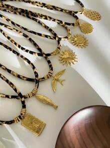 Peri'sbox Europe And America Exaggerated Gold Plated Heart Sun Pendant Necklace Vintage Leopard Print Necklaces For Women - B - View 5