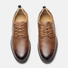 Men's Business Casual Shoes, Brogues Dual-Color Vintage Upper, Contrasting Rubber Sole, Classic Commuter Leisure Shoes