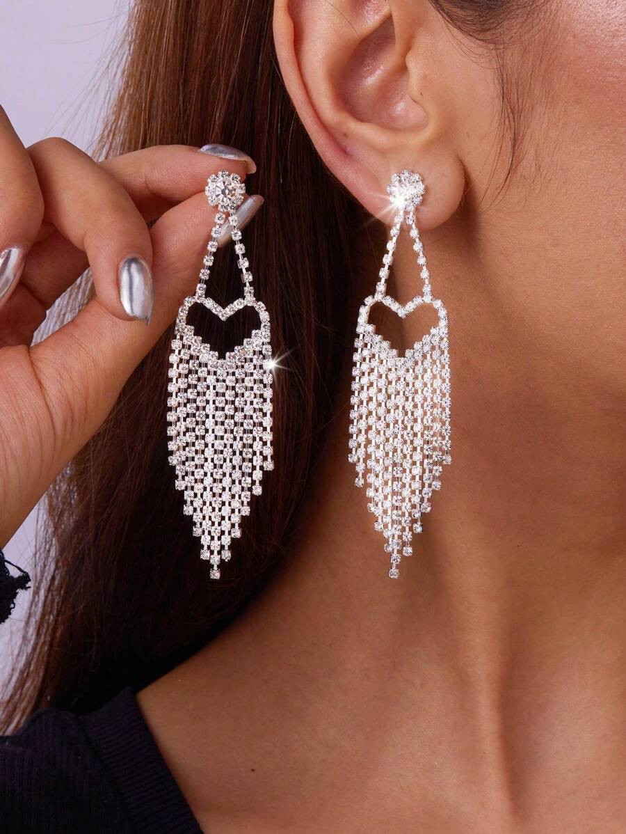 1 Pair Elegant Rhinestone Heart-Shaped Tassel Dangle Earrings - Silver - View 1