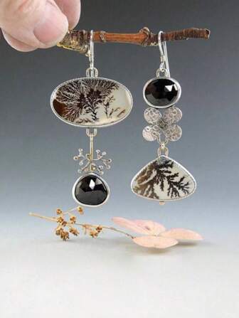 一对复古创意不对称珊瑚和黑宝石吊坠耳环