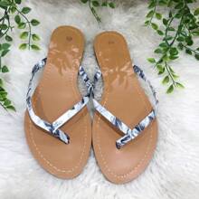 Women's Tie-Dye Casual Flat Flip Flops Sandals - Grey - View 1