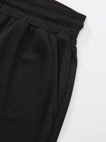 Short de basket noir style de rue pour hommes Shwiy, short décontracté minimaliste convenant pour l'école, le port quotidien, les études, les sports, mi-cuisse - Noir - Voir 6